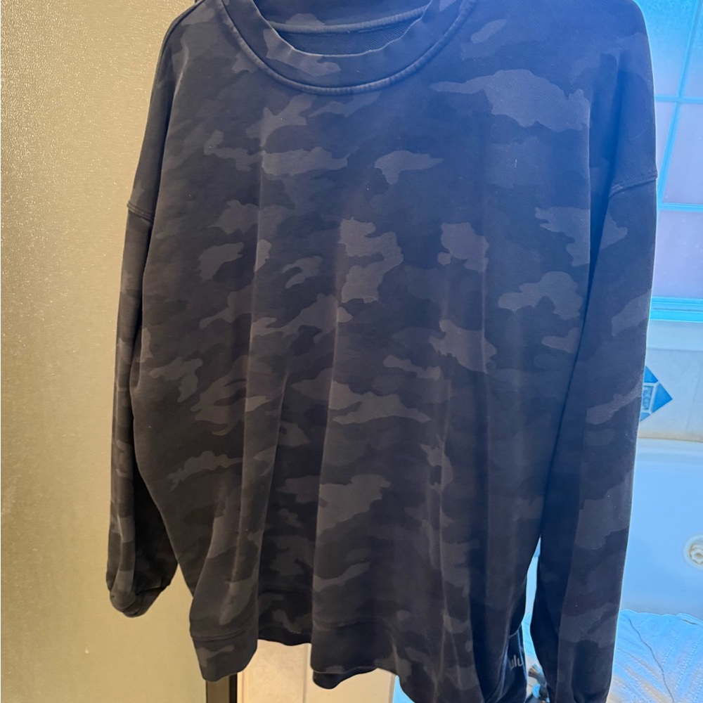 lululemon athletica Black Camo Sweatshirt